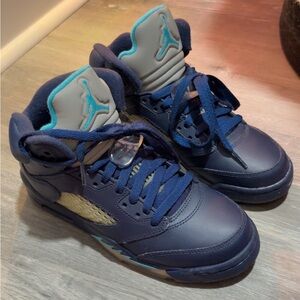 Jordan Kids Navy and Teal Sneakers